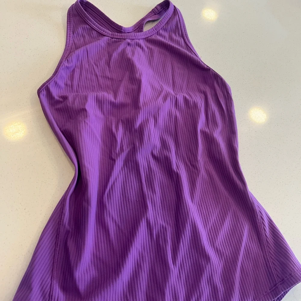 Lululemon Purple Ribbed Racerback Tank size 2 - Picture 4 of 5